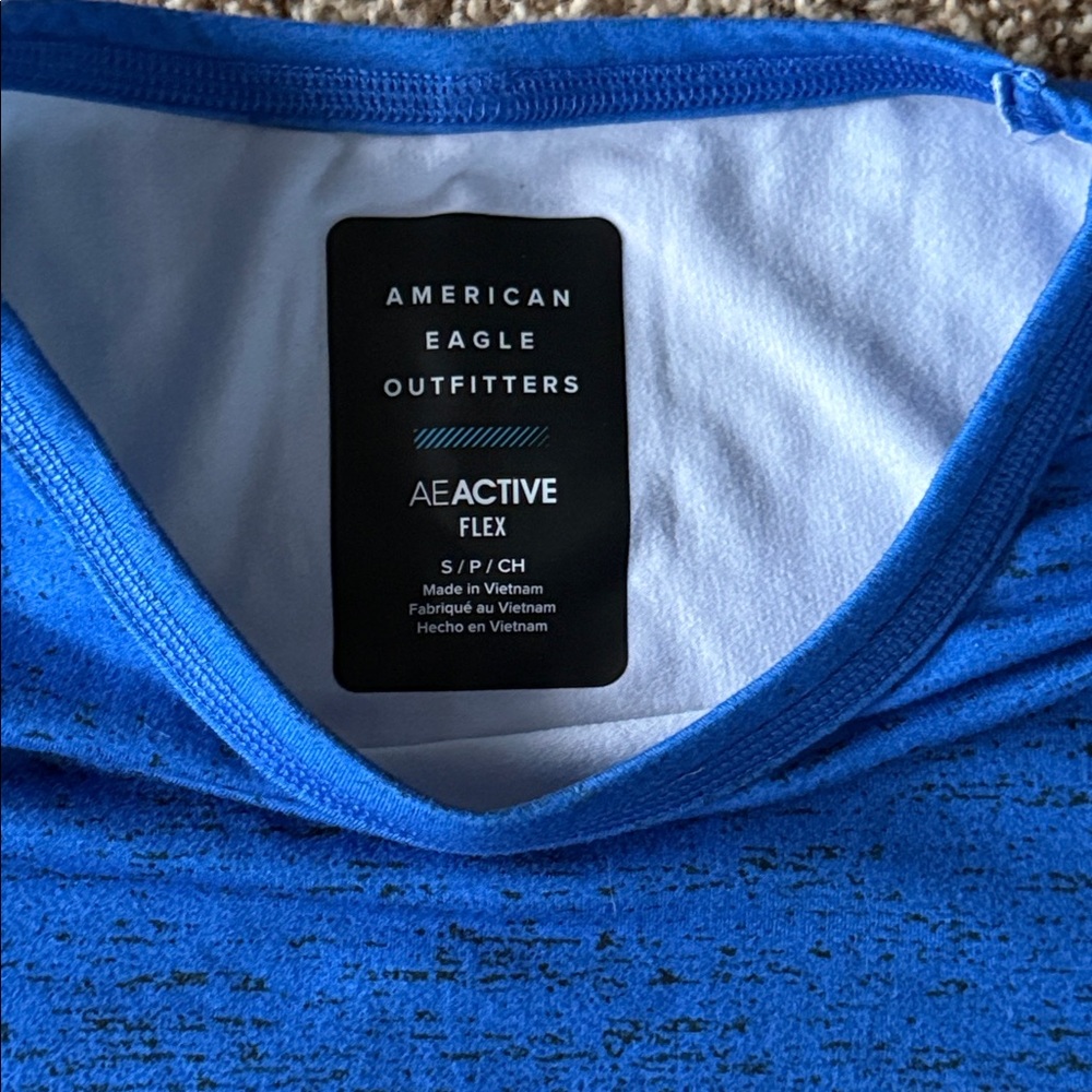 Set of 4 American Eagle Outfitters Active Flex Short Sleeve Tees - men’s small - Picture 10 of 16